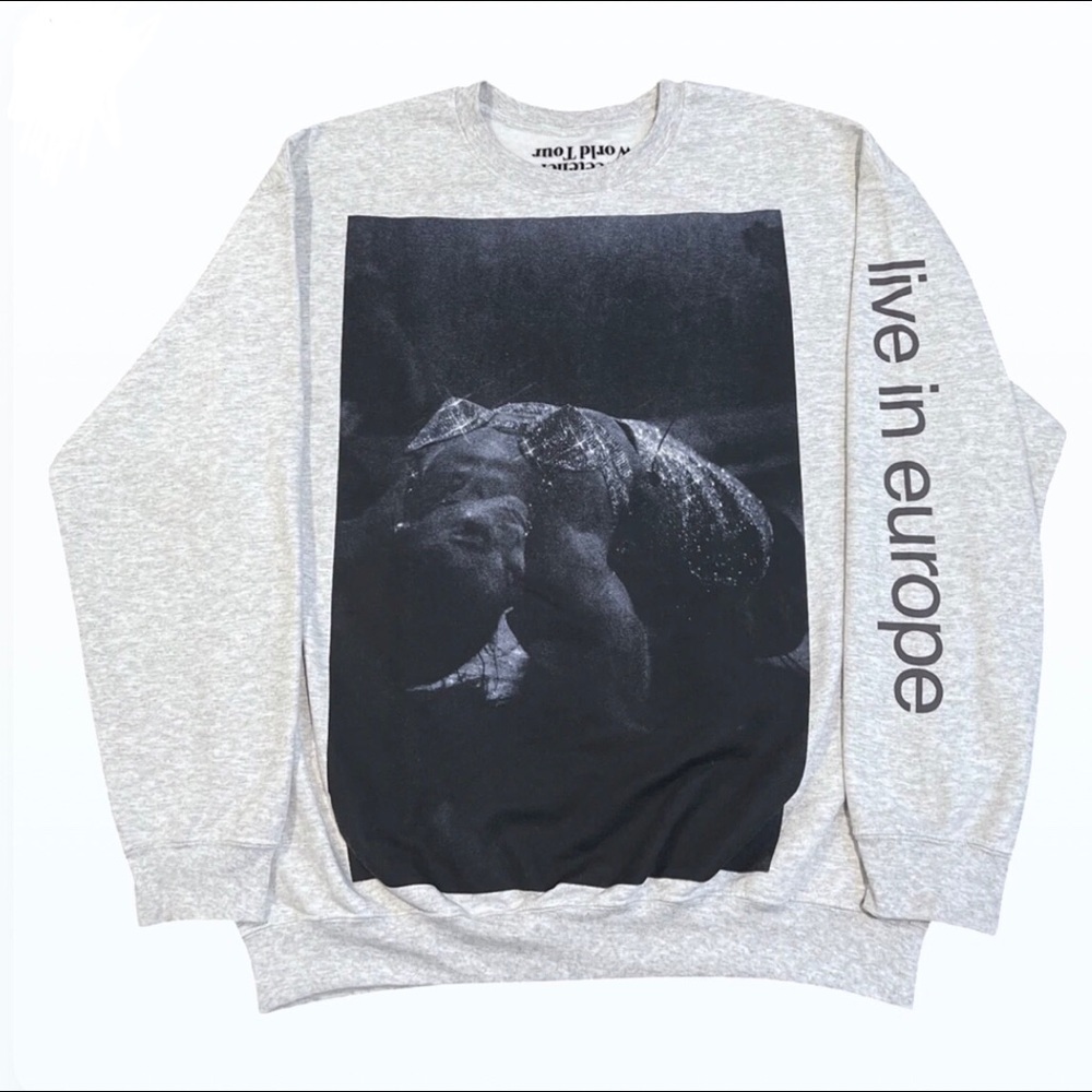 Official Ariana Grande Live in Europe Crewneck Sweatshirt